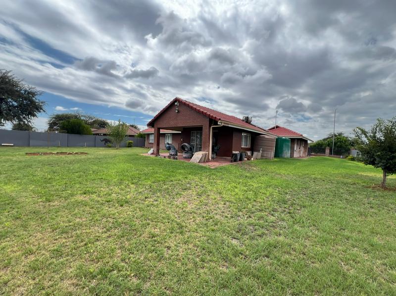 4 Bedroom Property for Sale in Kathu Northern Cape